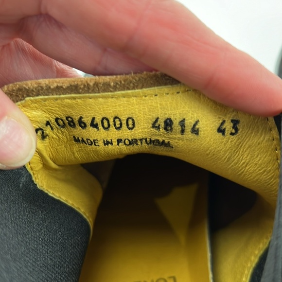 Men's Fly London Black Leather Chelsea Boot I Detailed Leather cut outs on toe - Picture 7 of 12